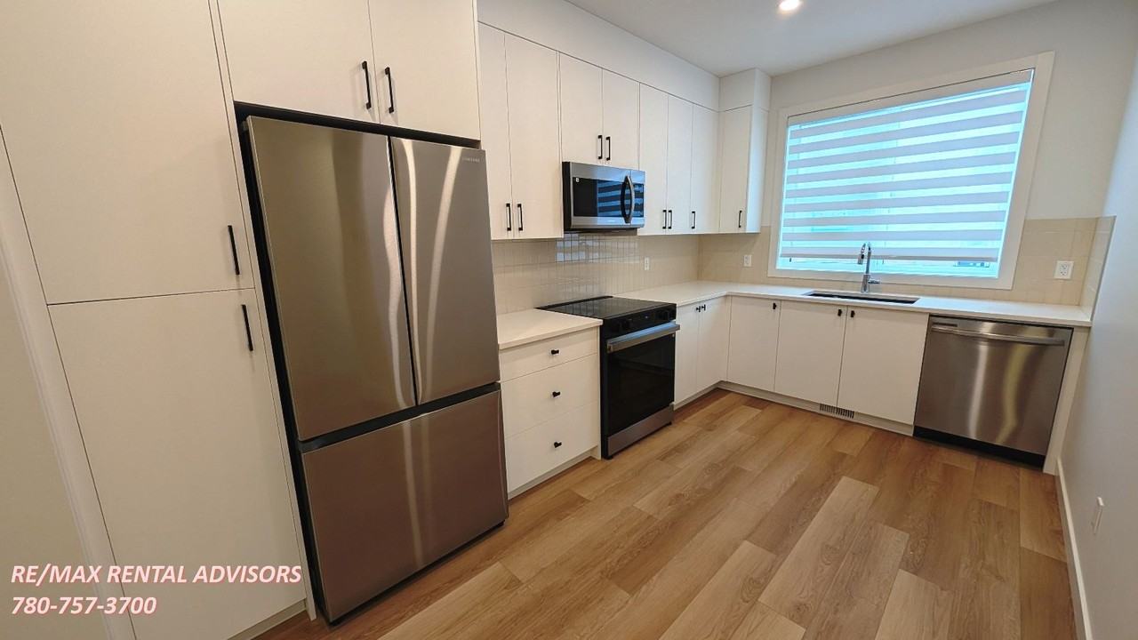 #505 550 Seton Circle Southeast - Photo 3 of 16