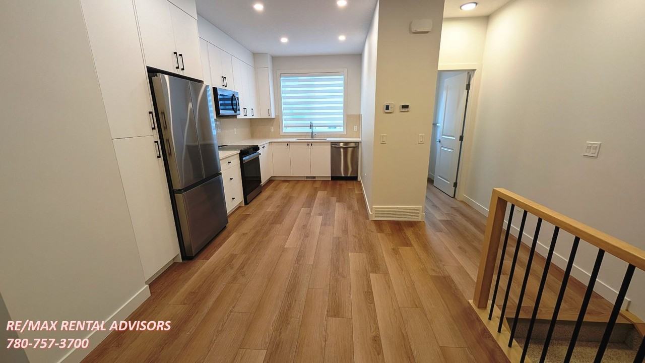 #505 550 Seton Circle Southeast - Photo 4 of 16