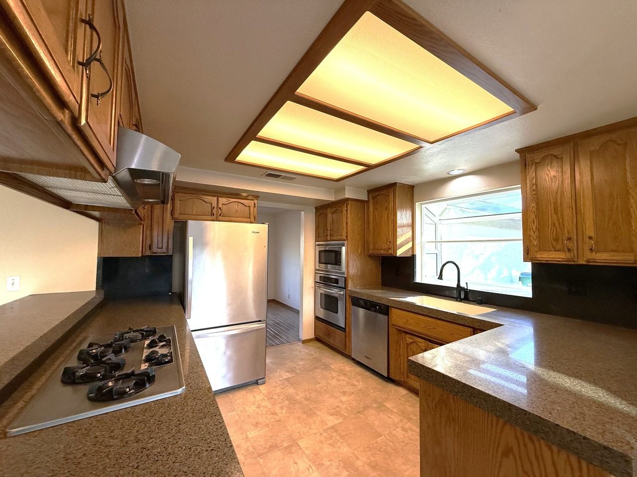 51 Westgrove Ct #1 - Photo 7 of 20