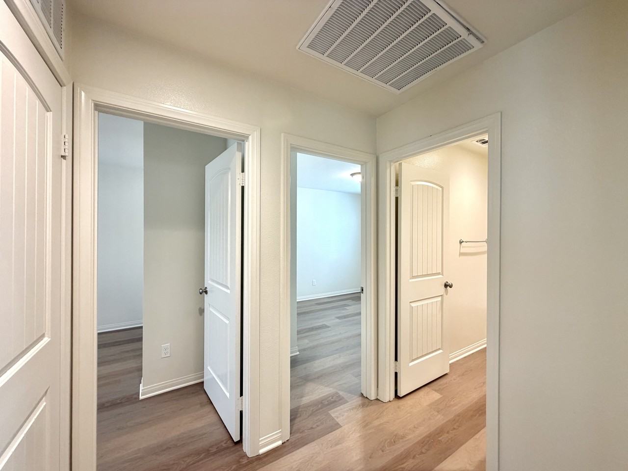 2277 Chestnut St #1 - Photo 4 of 7