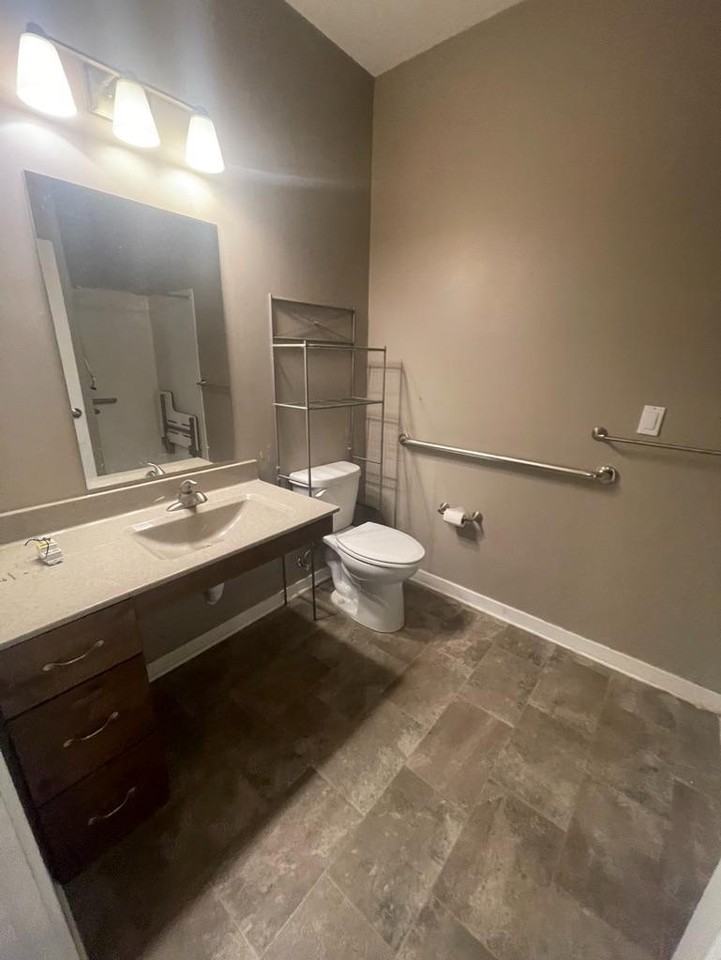 Willow Creek Townhomes - Photo 6 of 9