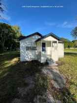 1552 Ne County Road 225 - Photo 1 of 1