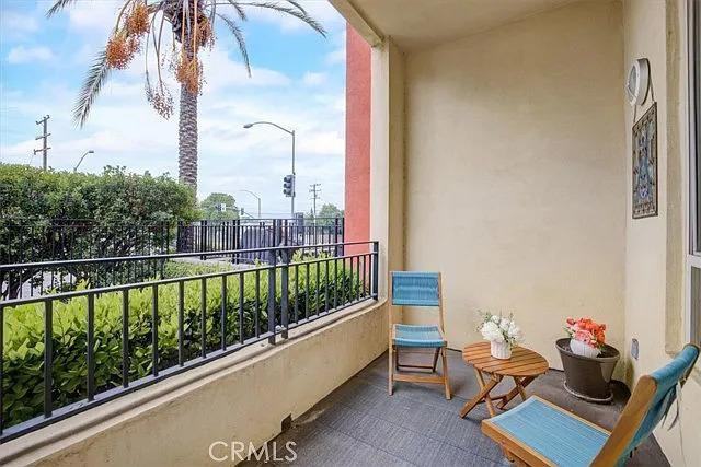 2742 Cabrillo Ave - Photo 5 of 8