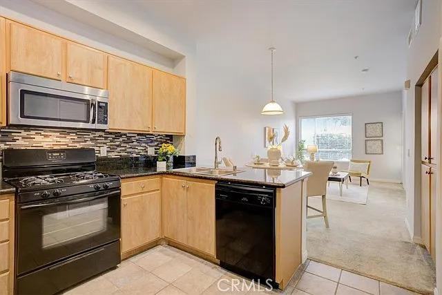 2742 Cabrillo Ave - Photo 7 of 8