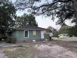 featured image of 519 Grand Ave #1