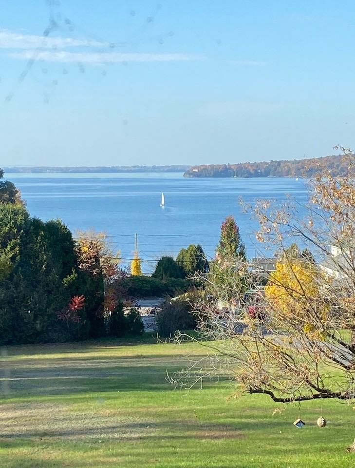 67 Suncrest Ter - Photo 3 of 20