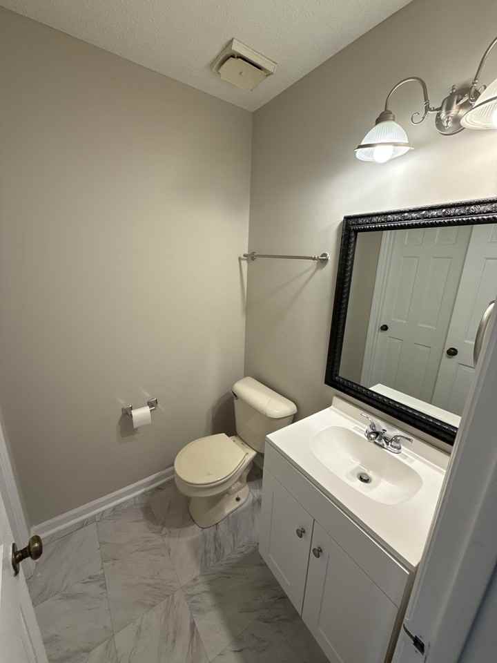 2151 Westmead Dr Sw #1 - Photo 7 of 14