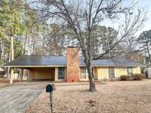 99 Gardenia Dr - Photo 1 of 1