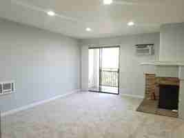 featured image of 1013 S Sunshine Ave #L