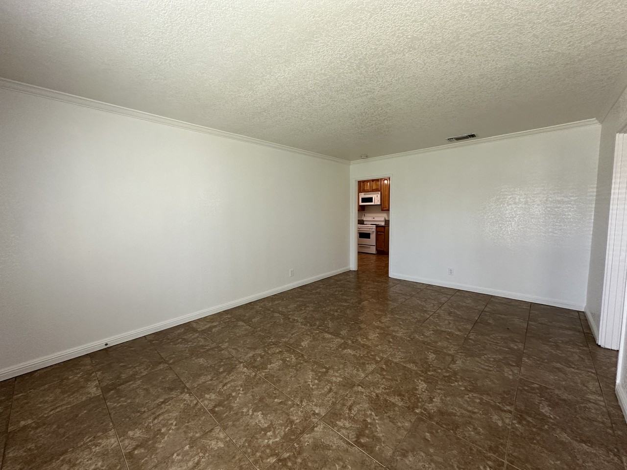 13082 14th St #1 - Photo 4 of 23