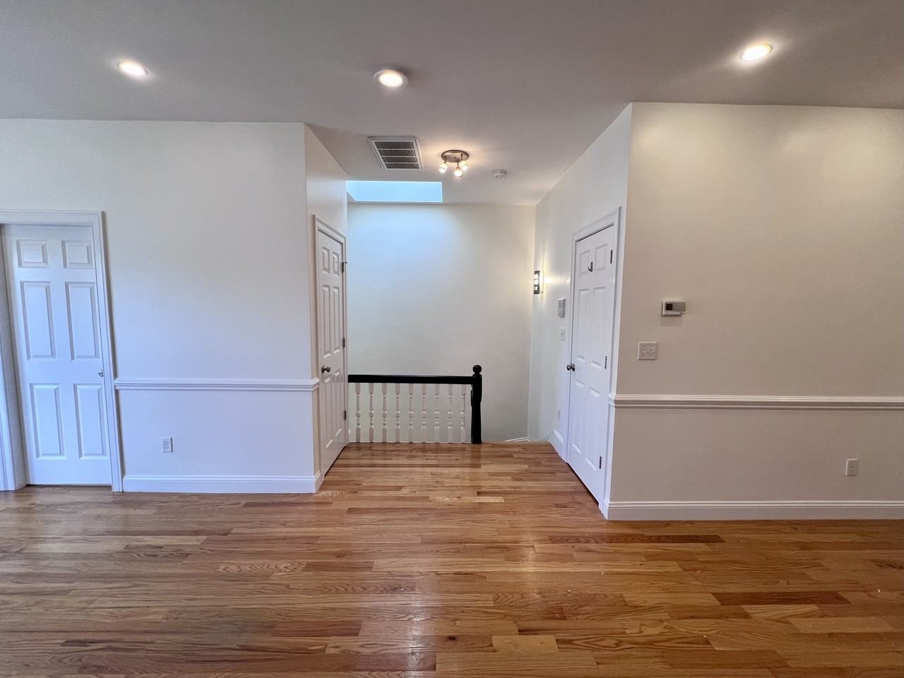 150 1/2 M St #3 - Photo 4 of 12