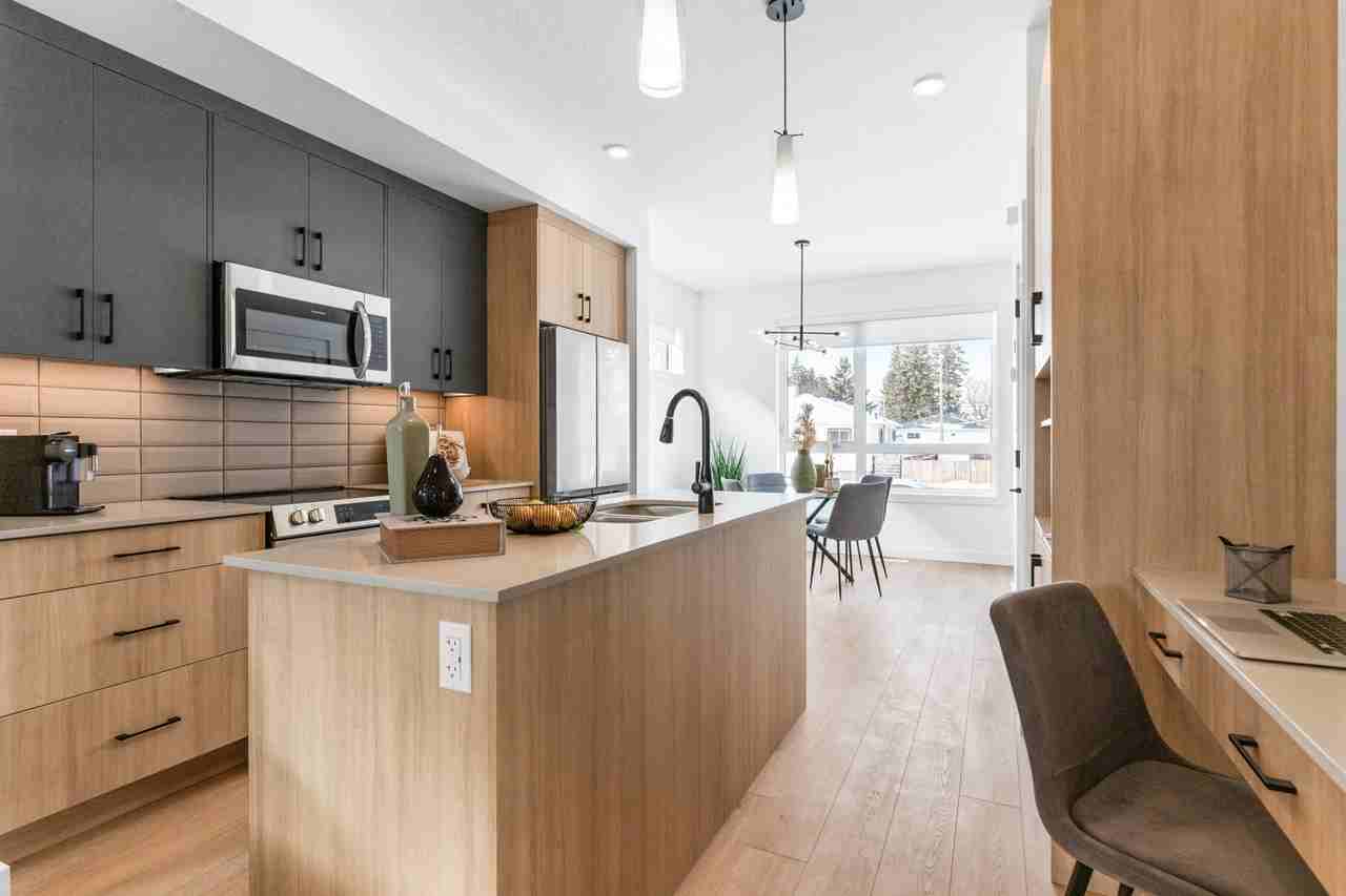 9817 153 St Nw - Photo 5 of 42