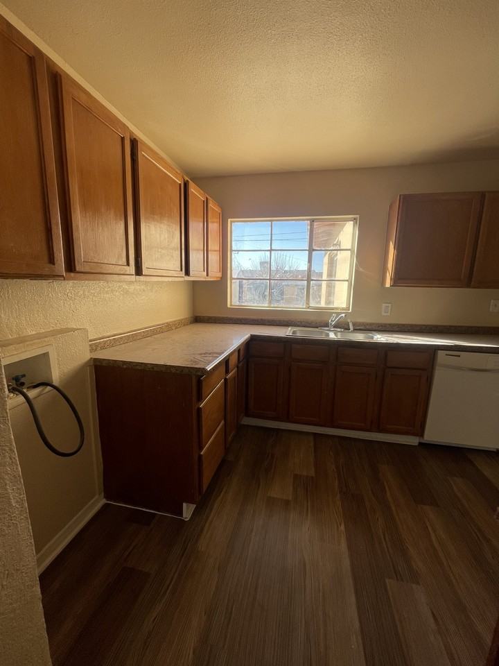 5016 Wilmoth Ct #1 - Photo 7 of 20