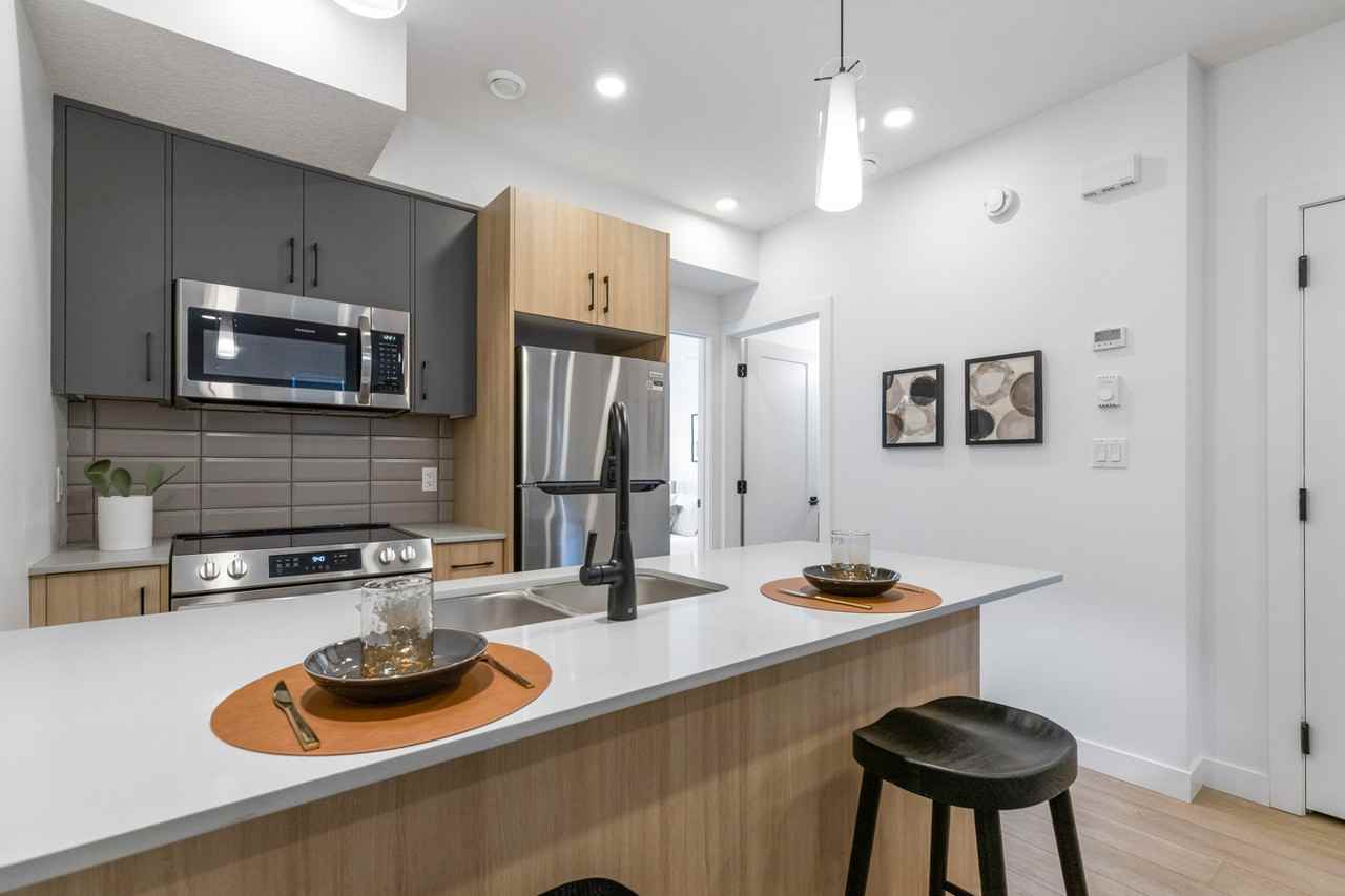 9811 153 St Nw Bsmt 3 - Photo 3 of 31