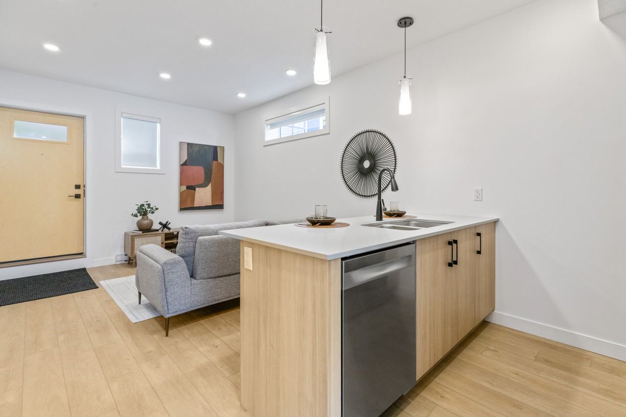 9811 153 St Nw Bsmt 3 - Photo 5 of 31