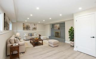 featured image of 78 Wiltshire Blvd