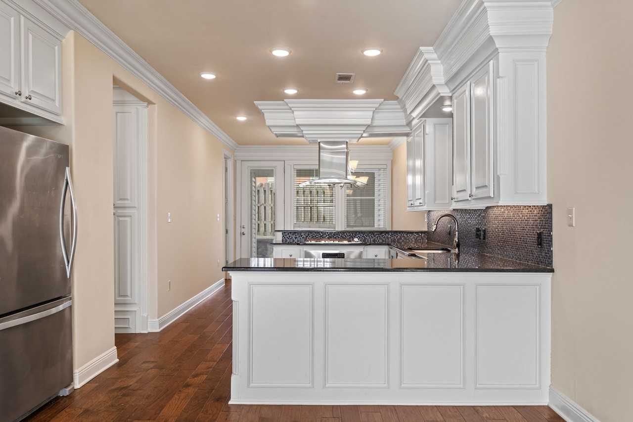 17 Jeffrey Way #17 - Photo 5 of 33