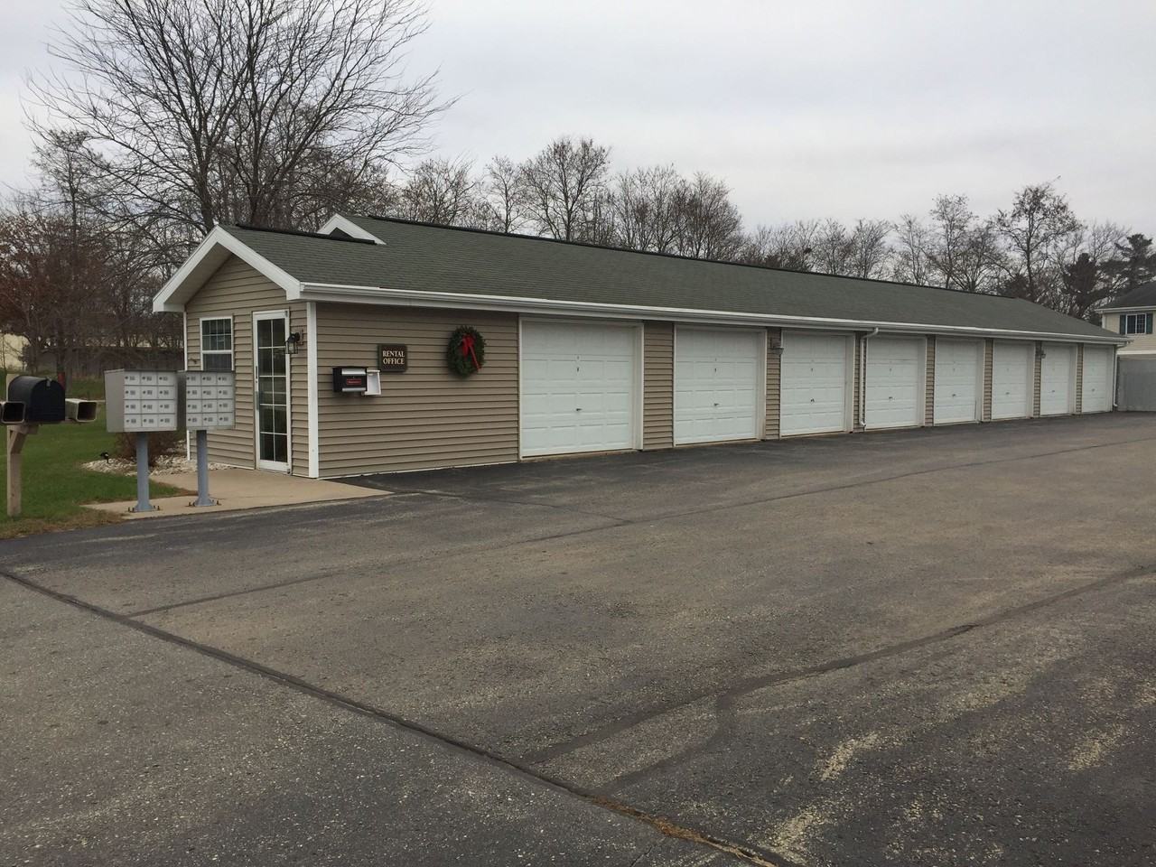 Pheasant Run Apartments - Photo 4 of 11