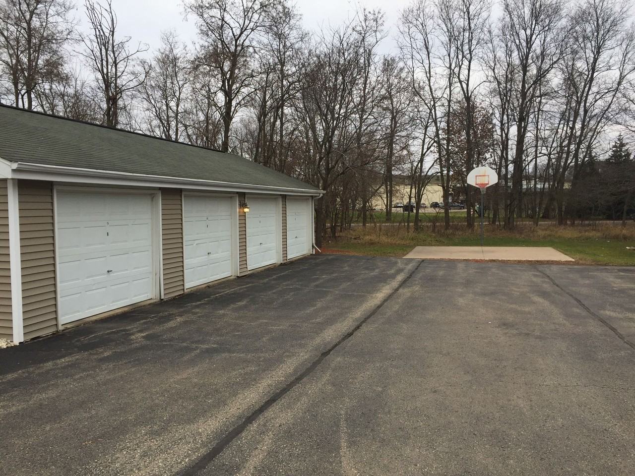 Pheasant Run Apartments - Photo 5 of 11