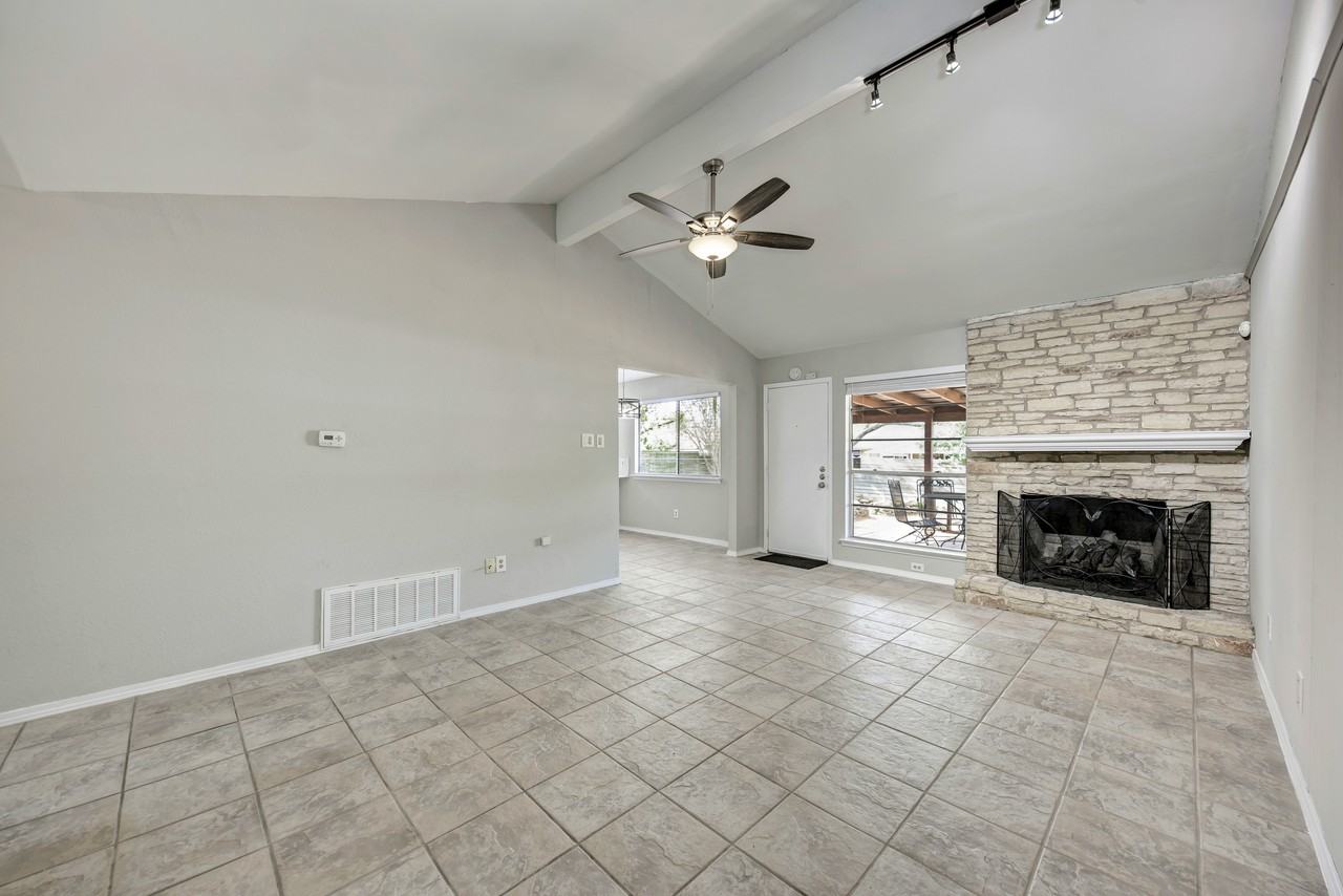 2804 Sissinghurst Dr #1 - Photo 7 of 32