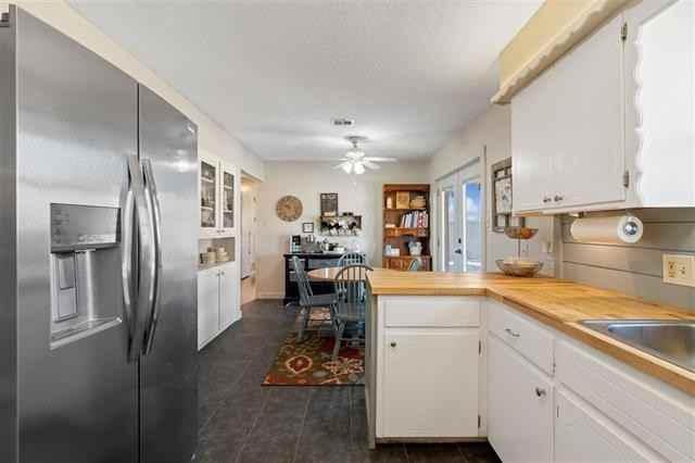 420 Nw 74th St #1 - Photo 7 of 16