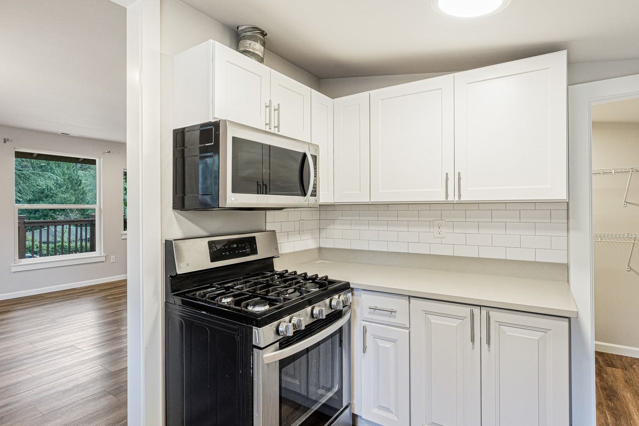 2301 Ne 125th St #101 - Photo 2 of 22