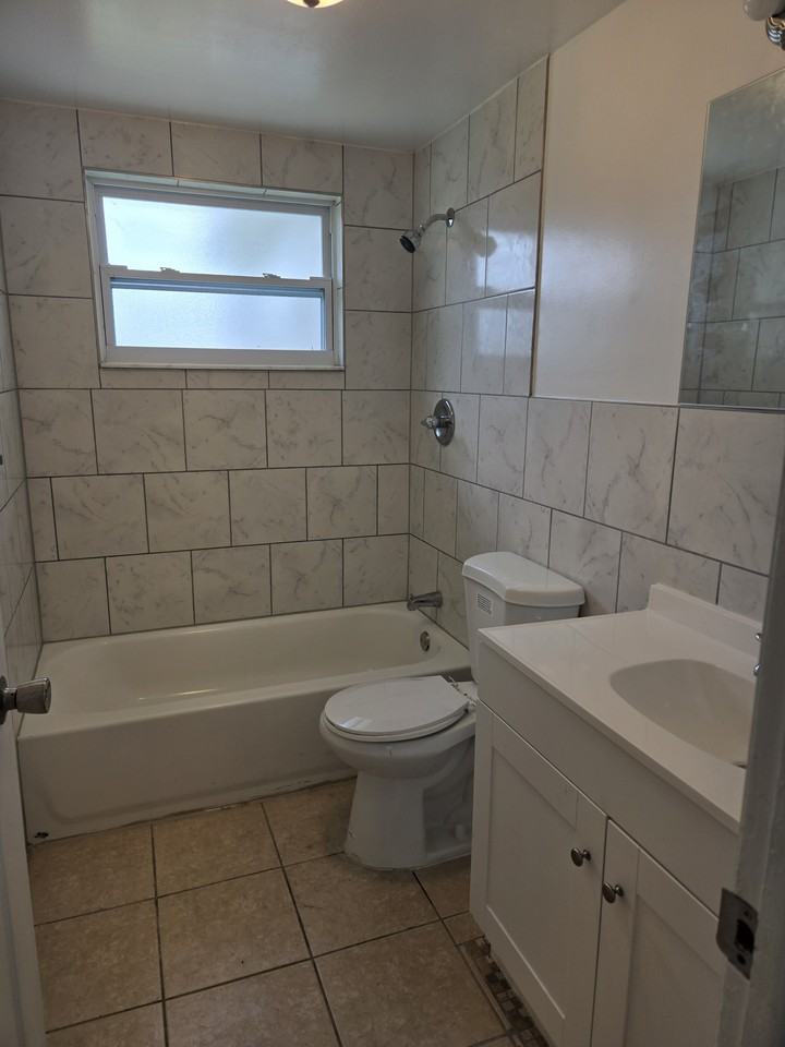 4836 Flora Ave #1 - Photo 5 of 9