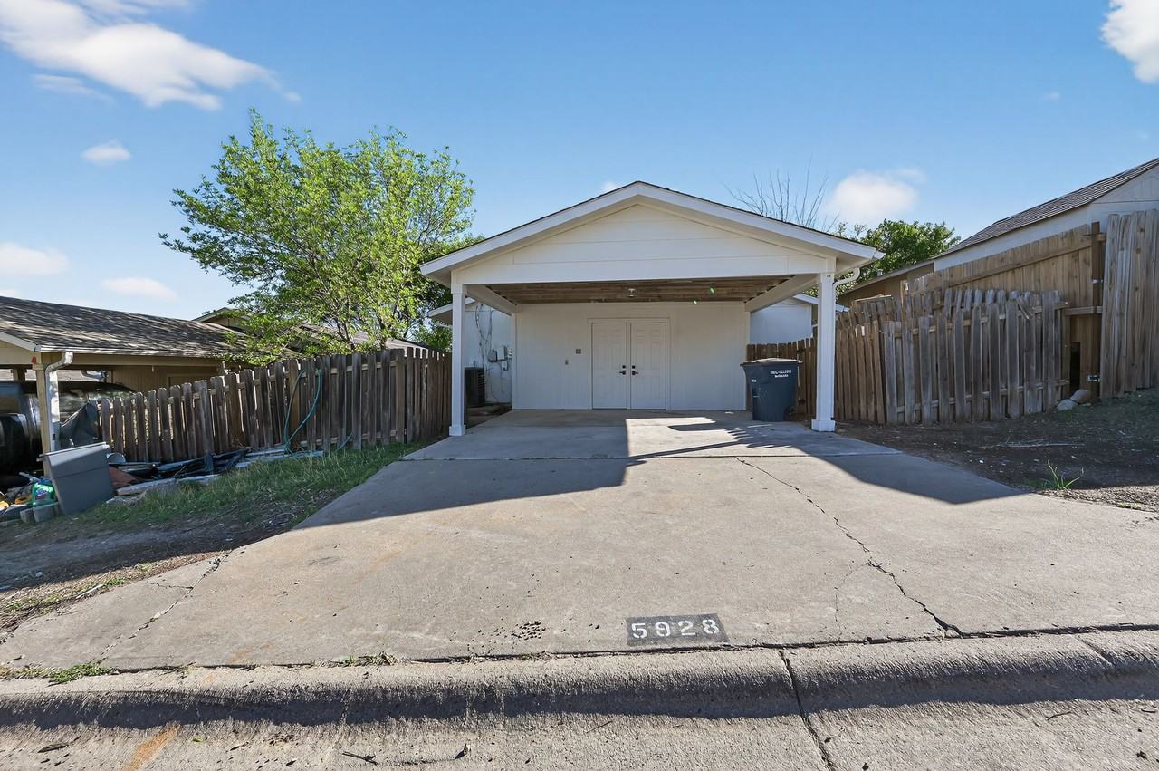 5928 Signal Pt #1 - Photo 2 of 16