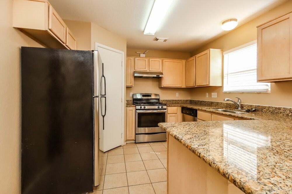 2610 Heatherknoll Dr - Photo 7 of 17