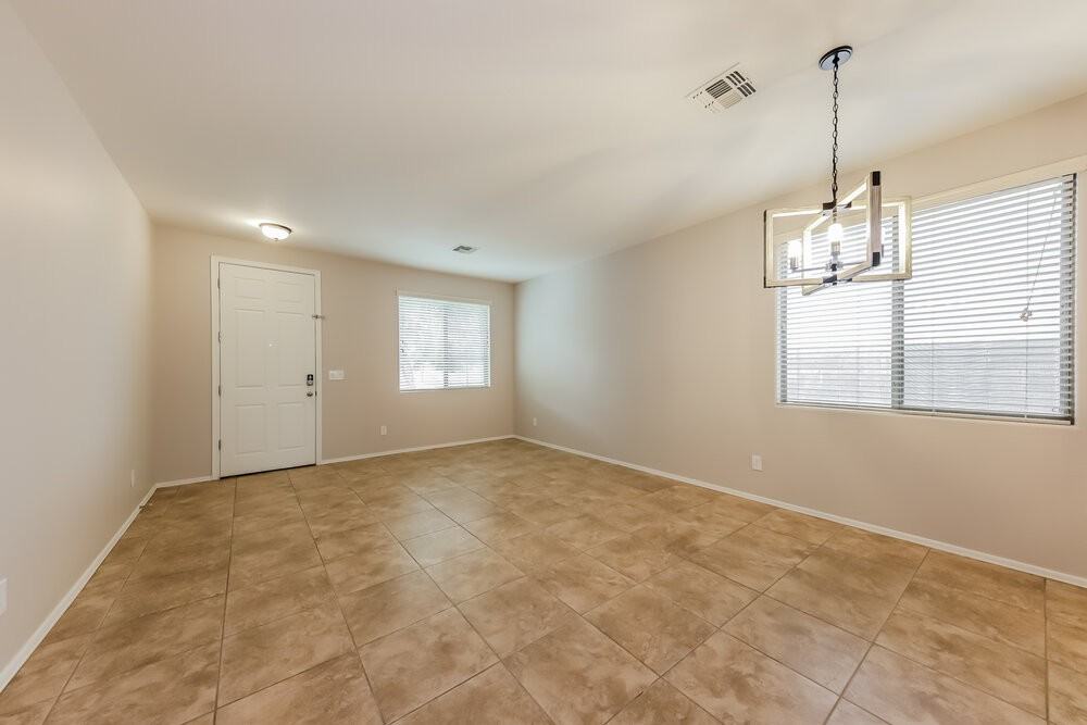 38502 N Pagoda Ct - Photo 3 of 16