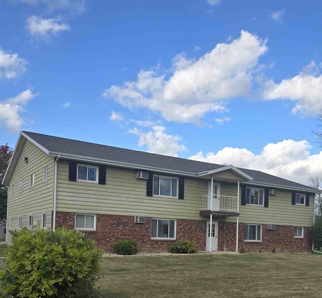 Scott Street Apartments - Photo 2 of 3