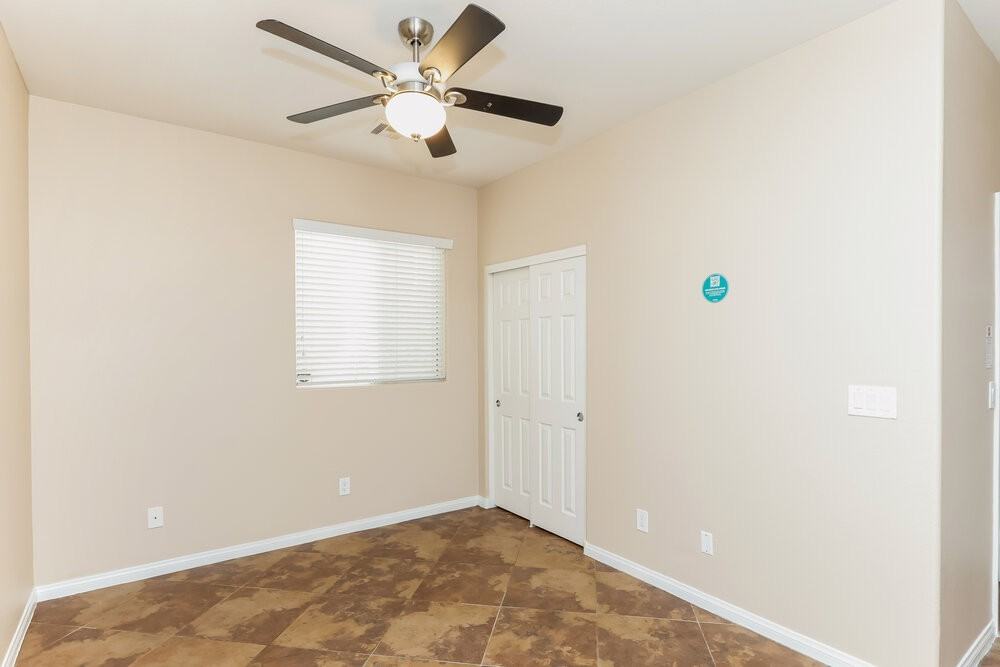 9155 Dutch Oven Ct - Photo 5 of 17