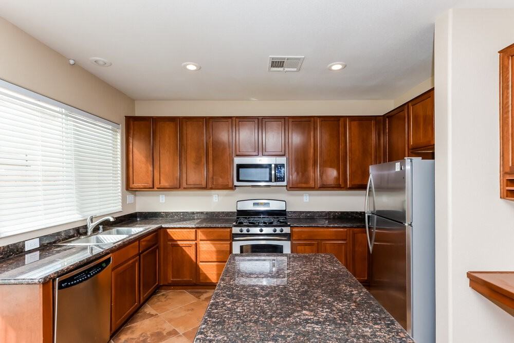 9155 Dutch Oven Ct - Photo 6 of 17