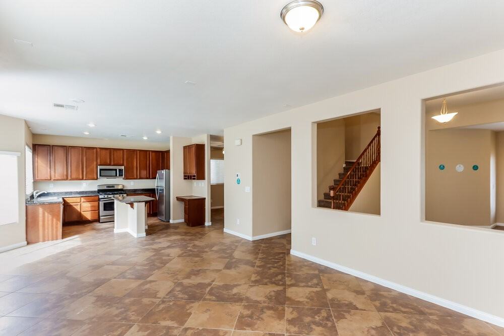 9155 Dutch Oven Ct - Photo 7 of 17