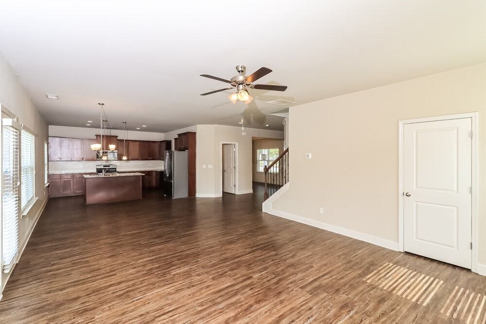 267 Faron Dr Sw - Photo 6 of 17