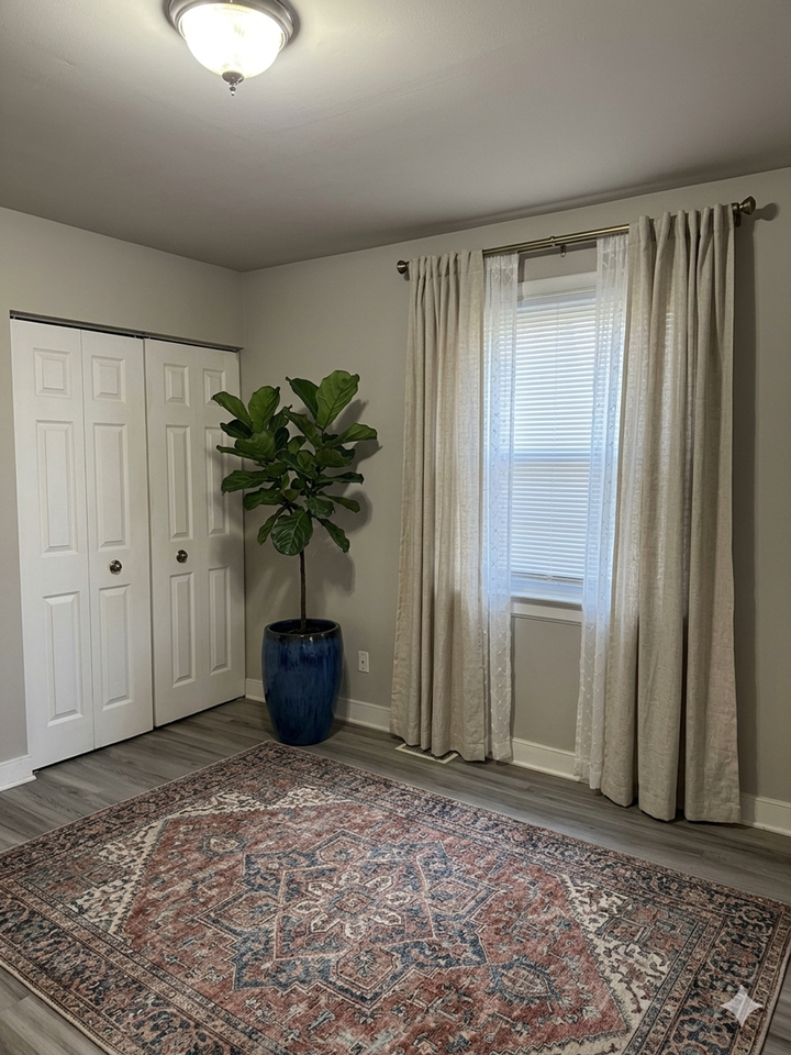 1005 W Nine Mile Henrico, VA 23075 - Photo 6 of 15