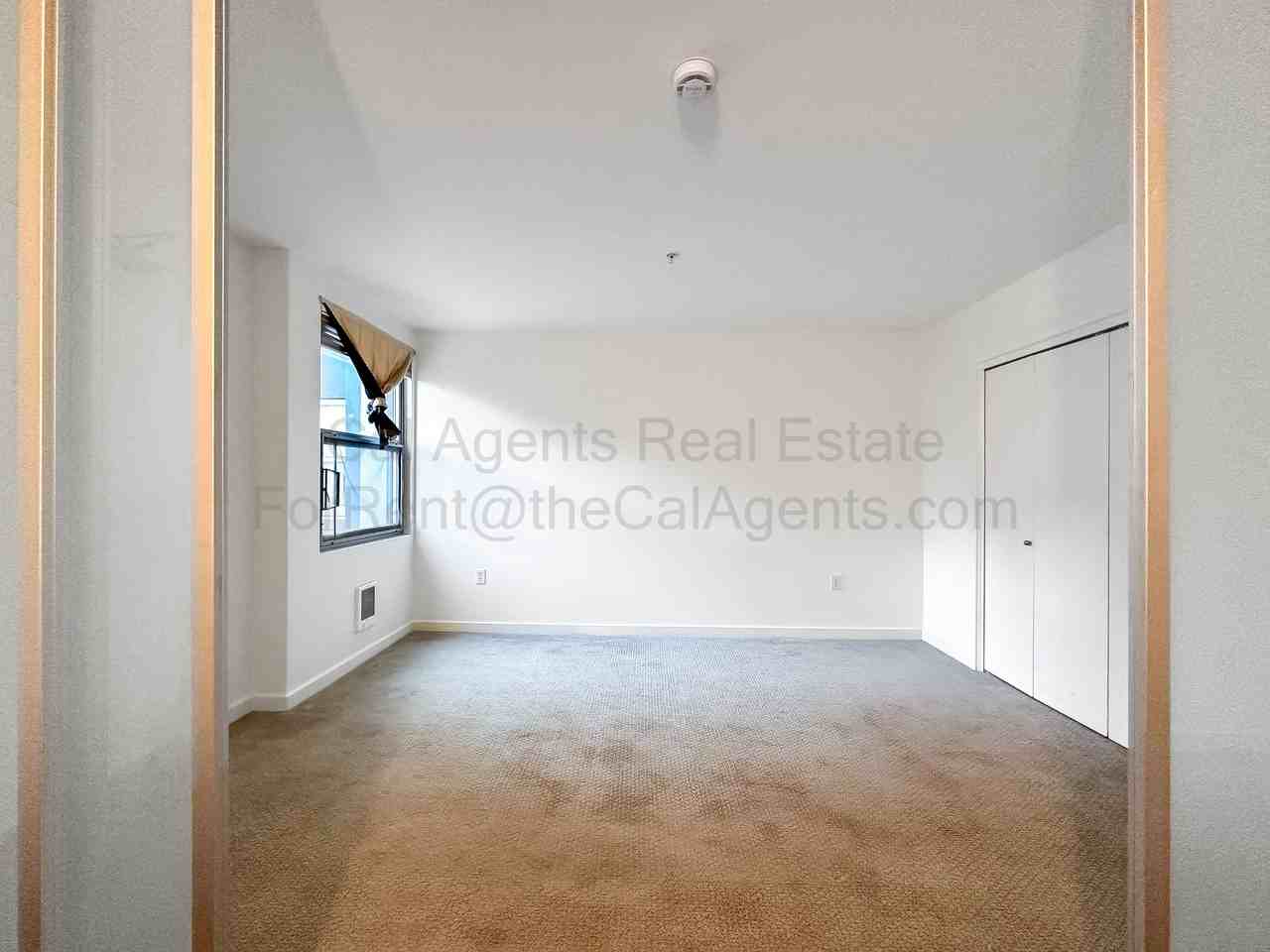 1001 46th St - Photo 6 of 16