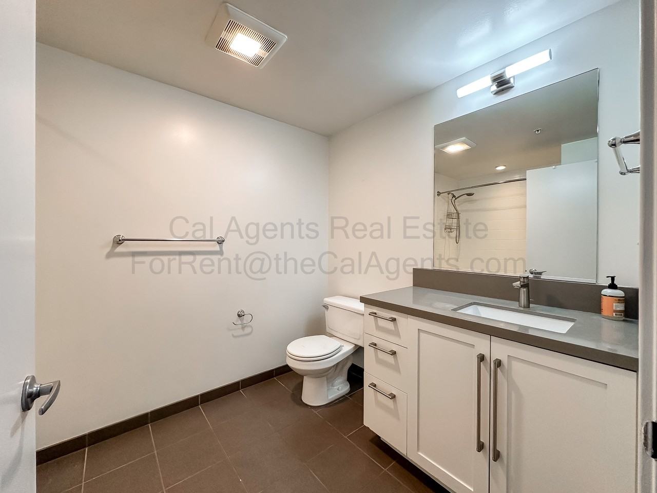 1001 46th St - Photo 7 of 16