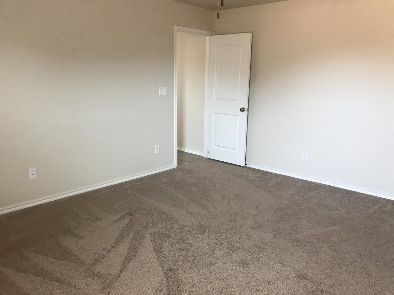 9311 Sagebrush Ave #1 - Photo 4 of 17