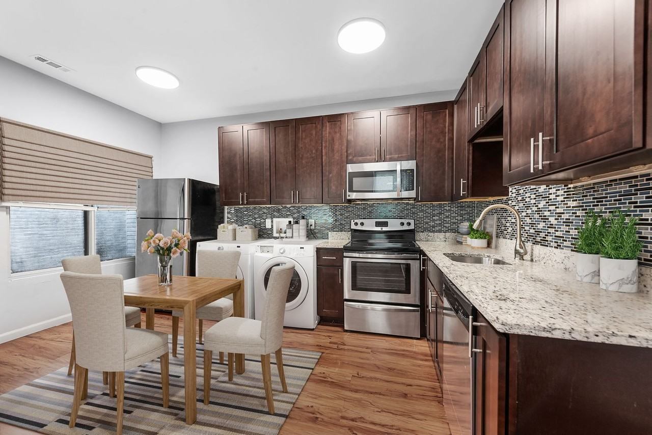 1500 Menard Apartments - Photo 2 of 24