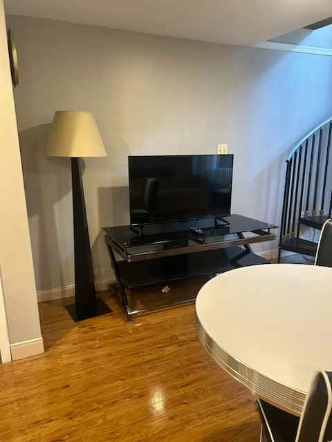 800 James AveUnit 2124 #2124 - Photo 3 of 46