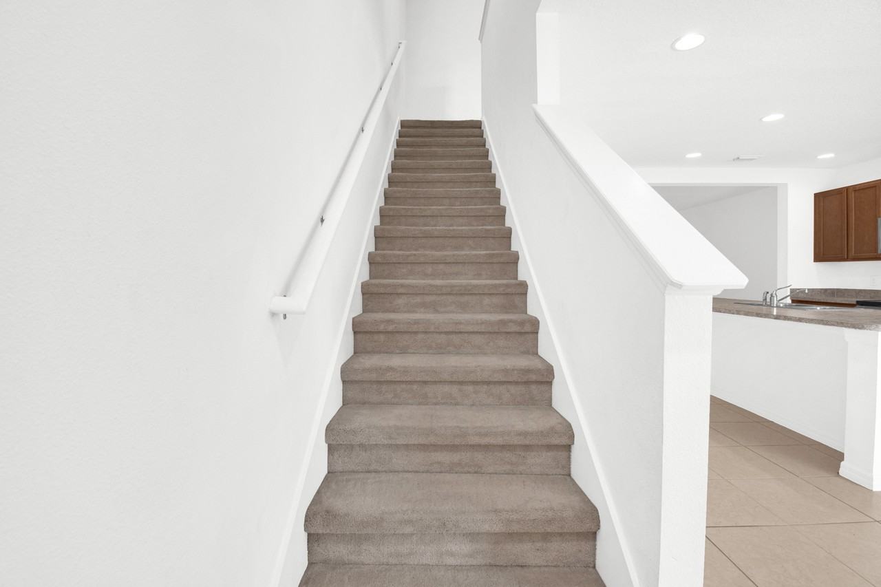 271 Annabelle Way - Photo 5 of 34