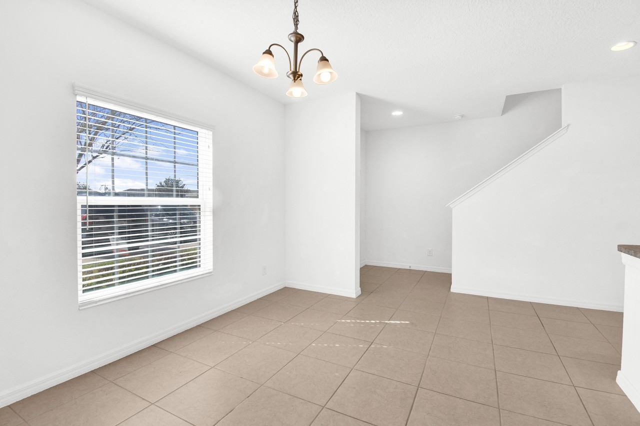 271 Annabelle Way - Photo 7 of 34