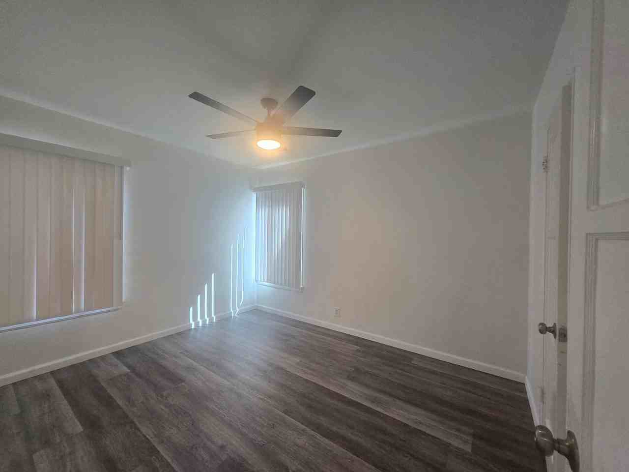 #279 - Photo 7 of 18