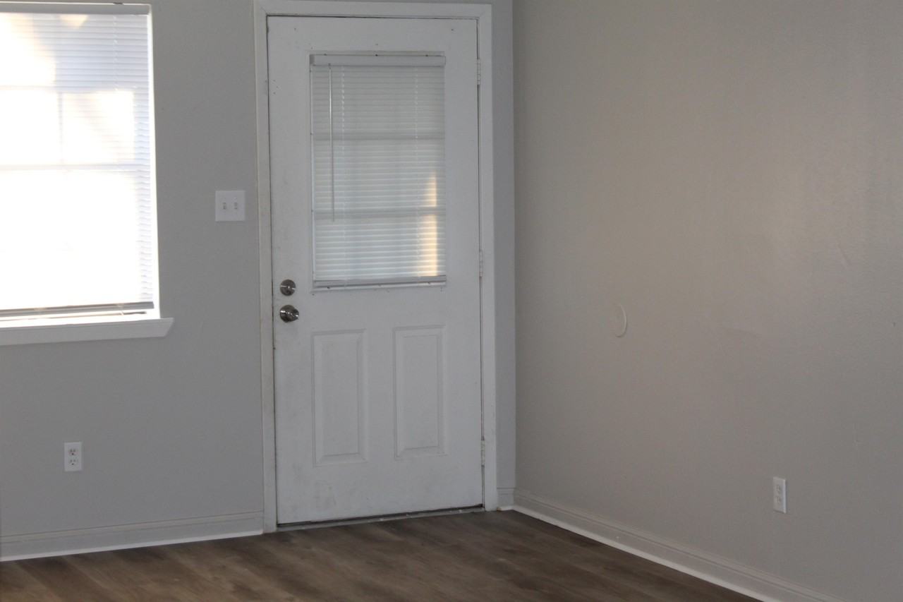 216 Al Pearson Dr #B - Photo 5 of 12