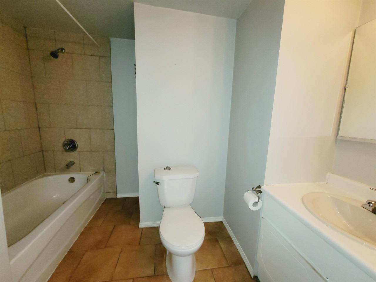 4227 32 Ave Nw Bsmt #BS - Photo 7 of 10