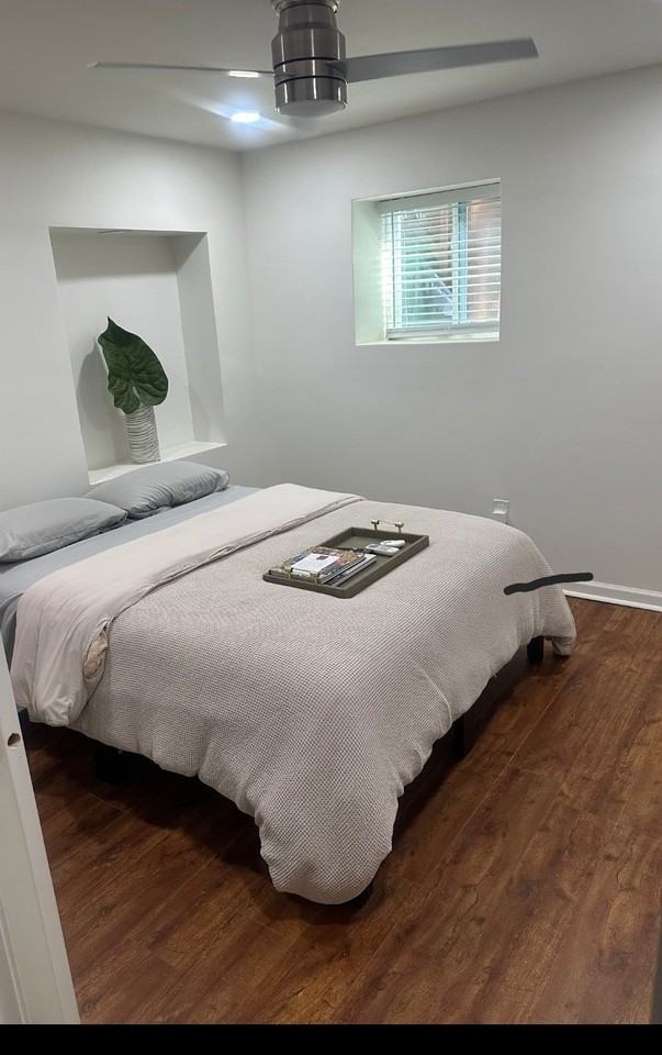 2434 Rockcliff Rd Se - Photo 3 of 3