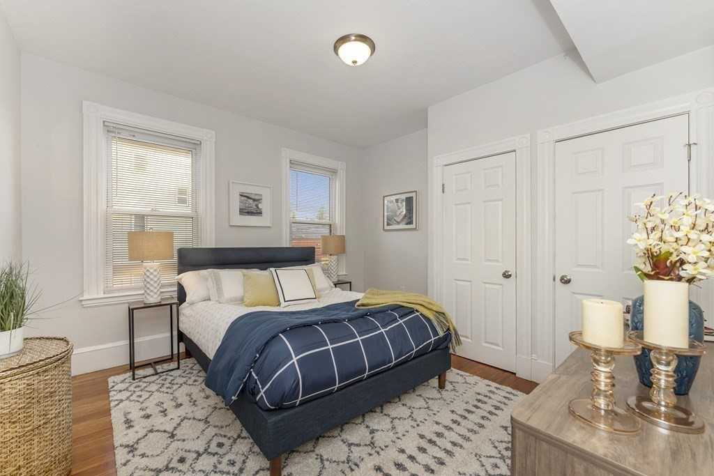 172 Boylston St #2 - Photo 6 of 14