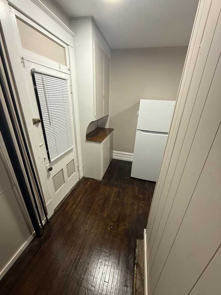 1014 Logan Avenue - Photo 3 of 16