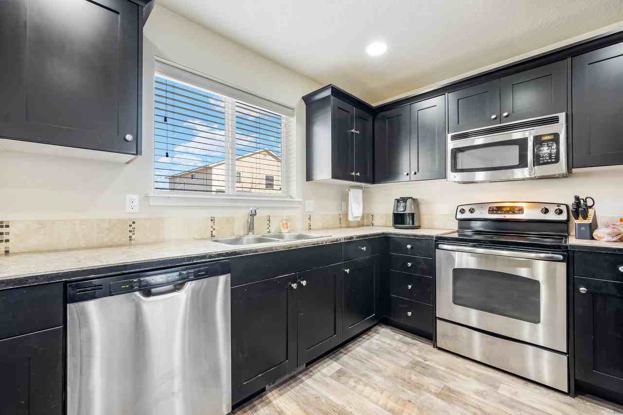 1860 E Adelaide Dr #1 - Photo 3 of 31